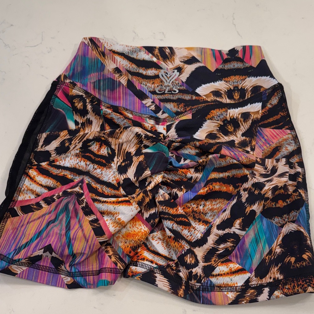 Colorful Geometric Patterned Skirt - Picture 2 of 2